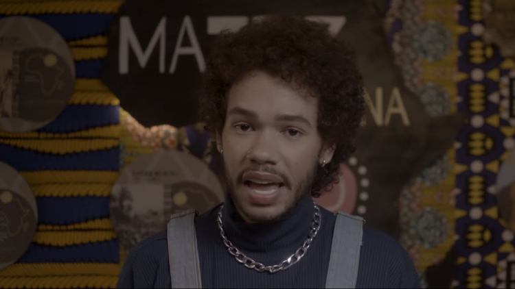 Leonne Gabriel no episódio O que você sabe sobre a África? da primeira temporada da série Consciência Negra: Reconhecer e Reparar