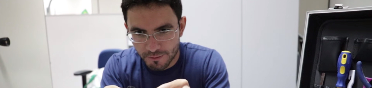 Imagem do episódio Neurobots da série Pense Grande.doc